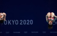 世界杯下载中心-王涵施廷懋稳军心 梦之队女双3米板奥运五连冠