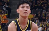 世界杯下载中心-晚上十点半！徐杰伤情更新，崔永熙主动请战，徐昕无缘回归